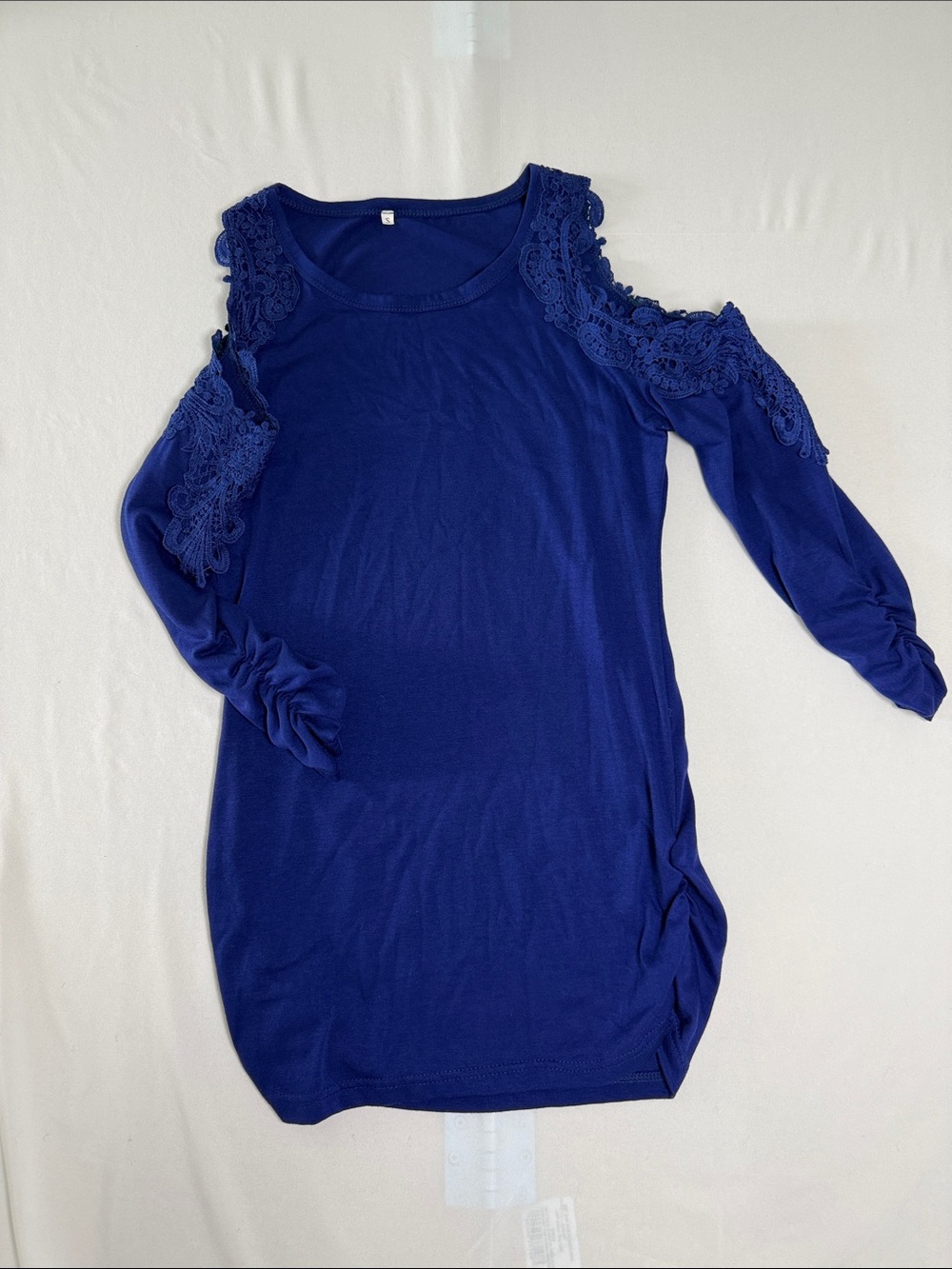 Women's Cold-Shoulder Lace Sleeve Long-Sleeve Dress in Navy Sz SM